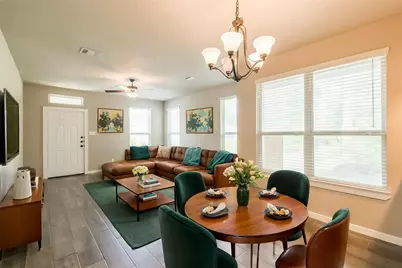 121 Wickersham #A, Conroe, TX 77304 - Photo 4
