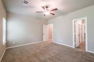 121 Wickersham, Conroe, TX 77304 - Photo 20