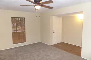 14611 Leacrest Dr, Houston, TX 77049 - Photo 4