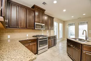 13513 S Canyon Gale Ln, Pearland, TX 77584 - Photo 10