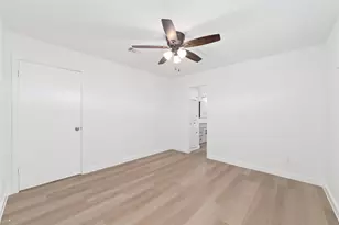 2500 Parkway Ave, Rosenberg, TX 77471 - Photo 12