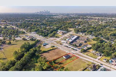 7212 Lockwood Drive, Houston, TX 77016 - Photo 2