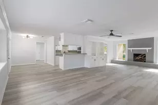 3820 Evergreen Dr, Dickinson, TX 77539 - Photo 8