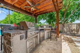 24202 Falcon Point Dr, Katy, TX 77494 - Photo 2