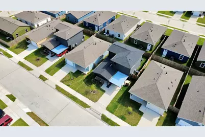 9916 Dipping Woods Street, Houston, TX 77076 - Photo 2
