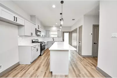 9916 Dipping Woods Street, Houston, TX 77076 - Photo 24