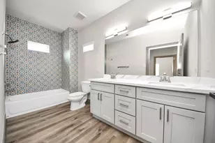 9916 Dipping Woods St, Houston, TX 77076 - Photo 40