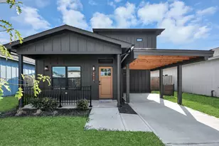 9916 Dipping Woods St, Houston, TX 77076 - Photo 4