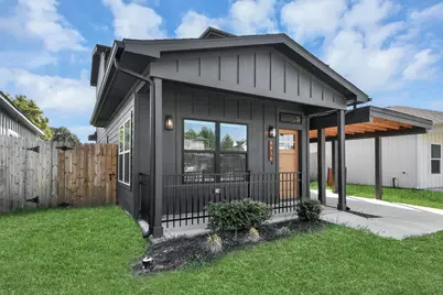 9916 Dipping Woods Street, Houston, TX 77076 - Photo 8