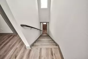 9916 Dipping Woods St, Houston, TX 77076 - Photo 38