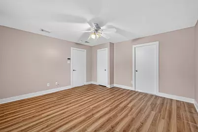 15859 E Park Court, Houston, TX 77082 - Photo 8