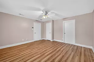 15859 E Park Ct, Houston, TX 77082 - Photo 8