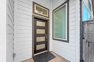 9407 Lantern Lgt Dr, Missouri City, TX 77459 - Photo 2