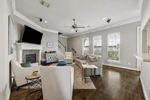 2630 Shady Acres Landing, Houston, TX 77008 - Photo 6