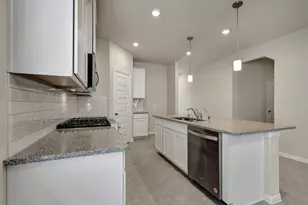 2223 Cherryvale Dr, Tomball, TX 77375 - Photo 12