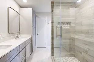 6364 Briar Rose Dr, Houston, TX 77057 - Photo 32