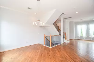 748 W 16th St, Houston, TX 77008 - Photo 14