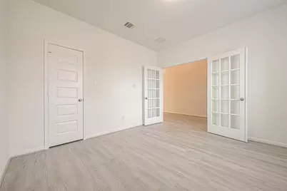 3111 Trishelle Court, Missouri City, TX 77459 - Photo 6