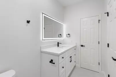2522 Willow Springs Lane, Sugar Land, TX 77479 - Photo 22