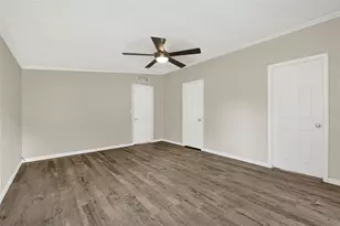 9586 Darkwood St, Willis, TX 77318 - Photo 16