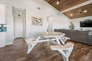 1649 County Rd 299, Sargent, TX 77414 - Photo 12