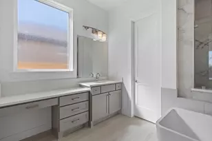 9103 Basilica Ln, Manvel, TX 77578 - Photo 14