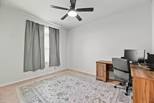 2340 N Amber Ruse Ct, Conroe, TX 77304 - Photo 12