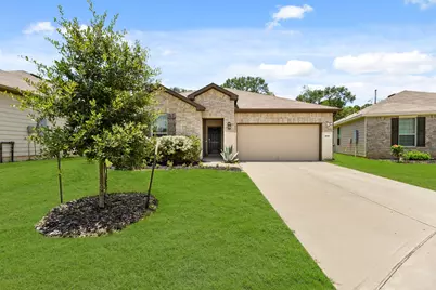 2340 N Amber Ruse Court, Conroe, TX 77304 - Photo 2