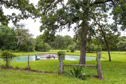 1076 W Branding Iron, Weimar, TX 78962 - Photo 6