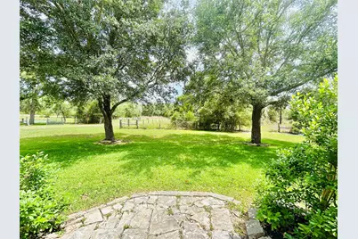 1076 W Branding Iron, Weimar, TX 78962 - Photo 22