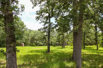 1076 W Branding Iron, Weimar, TX 78962 - Photo 8