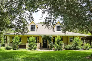 1076 W Branding Iron, Weimar, TX 78962 - Photo 1