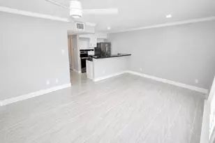8110 Albacore Dr, Houston, TX 77074 - Photo 1
