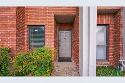 2608 Bering Drive #2608, Houston, TX 77057 - Photo 2