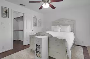 2608 Bering Dr, Houston, TX 77057 - Photo 18