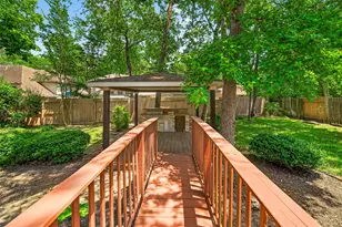 22 Westwinds Circle NE, The Woodlands, TX 77382 - Photo 36