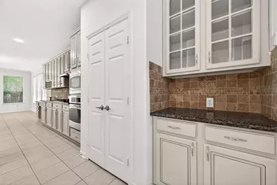 22 Westwinds Circle NE, The Woodlands, TX 77382 - Photo 12