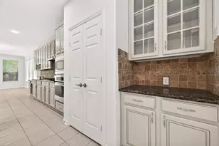 22 Westwinds Circle NE, The Woodlands, TX 77382 - Photo 12