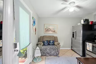 715 31st St, Galveston, TX 77550 - Photo 8