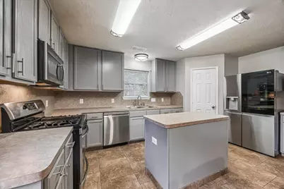 6615 Grant Drive, Magnolia, TX 77354 - Photo 12