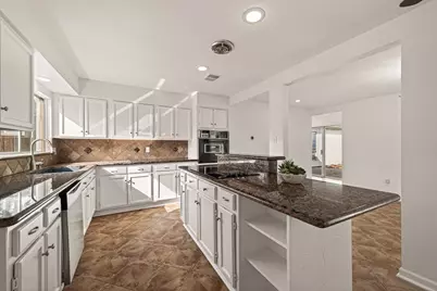 1007 Apache Falls Drive, Katy, TX 77450 - Photo 4