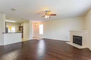12226 Carriage Oak Cir, Humble, TX 77346 - Photo 6