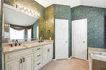2718 Honeysuckle Walk, Spring, TX 77388 - Photo 24