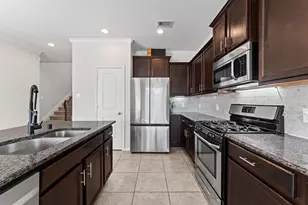 18753 Kelly Meadows Ln, New Caney, TX 77357 - Photo 12