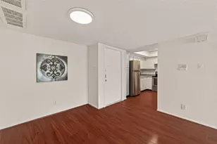 2818 S Bartell Dr, Houston, TX 77054 - Photo 12