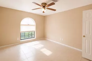 10358 Sageplum Dr, Houston, TX 77089 - Photo 12