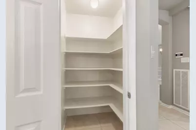 27 Stargazer Place, The Woodlands, TX 77381 - Photo 18