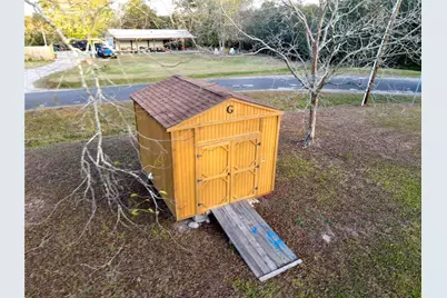 369 E Chestnut Street, Winnie, TX 77665 - Photo 18