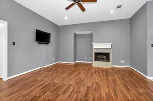 4910 Pleasure Lake Dr, Willis, TX 77318 - Photo 6