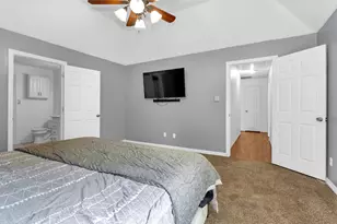 4910 Pleasure Lake Dr, Willis, TX 77318 - Photo 18